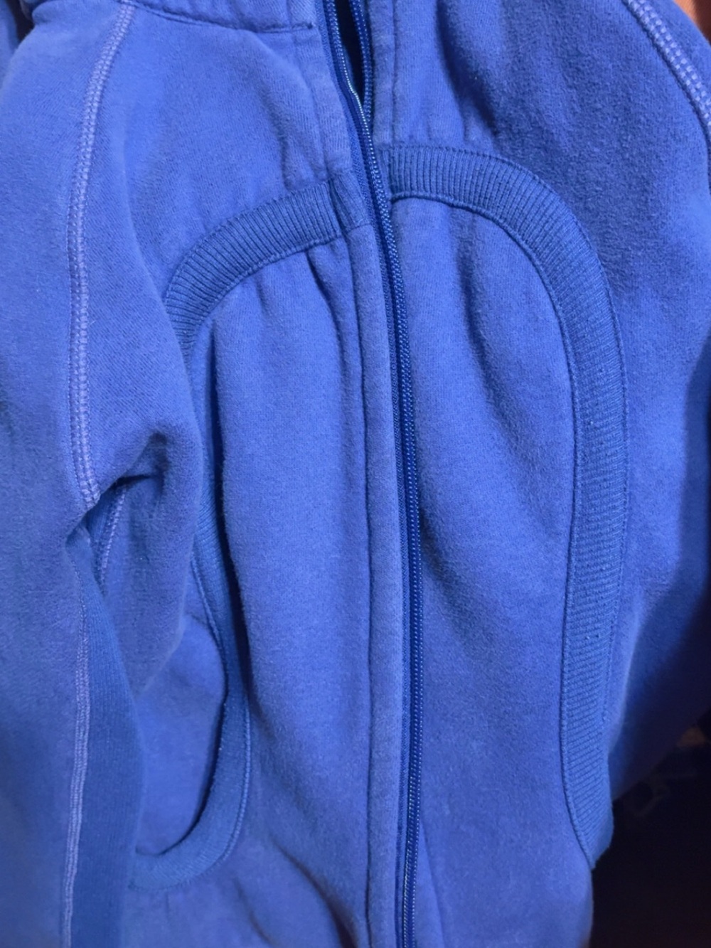 Lululemon Full-Zip Scuba Hoodie - Picture 2 of 3